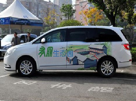 长垣户外车贴喷绘如何保持效果?